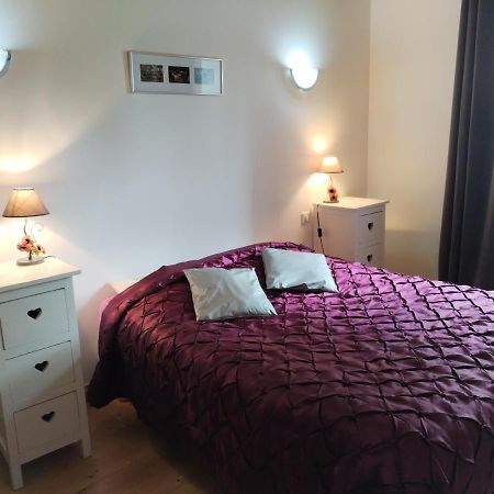 La Maison Pres Du Ruisseau Fenioux  외부 사진